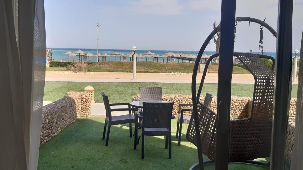Seaview Chalets In Porto South Beach - Families Only Ain Sukhna Extérieur photo